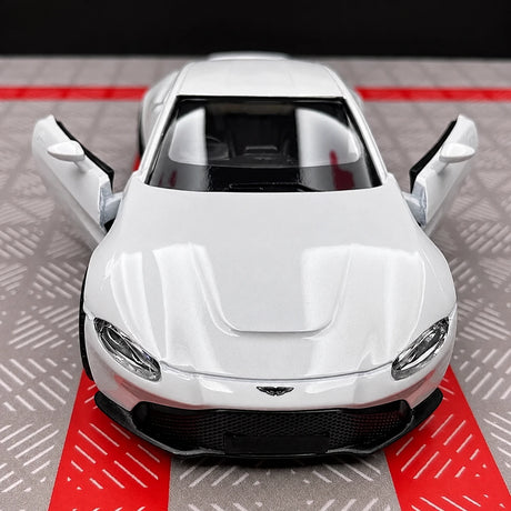 Aston Martin 2018 Vantage White 1:36 – Modelo de exhibición de fundición a presión
