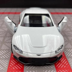 [TOY] 1:36 Aston Martin 2018 Vantage White Model Car Die-Cast
