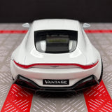 Aston Martin 2018 Vantage White 1:36 – Modelo de exhibición de fundición a presión