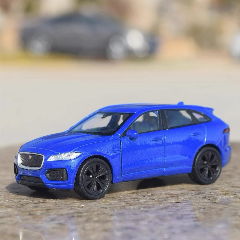 [Welly] 1:36 Jaguar 2017 F-PACE Blue Model Car Die-Cast