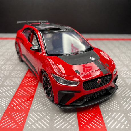 [TOY] 1:36 Jaguar 2018 I-Pace eTrophy röd modellbil Die-Cast