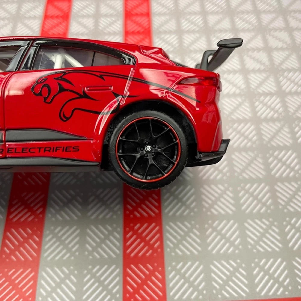 [TOY] 1:36 Jaguar 2018 I-Pace eTrophy Red Model Car Die-Cast
