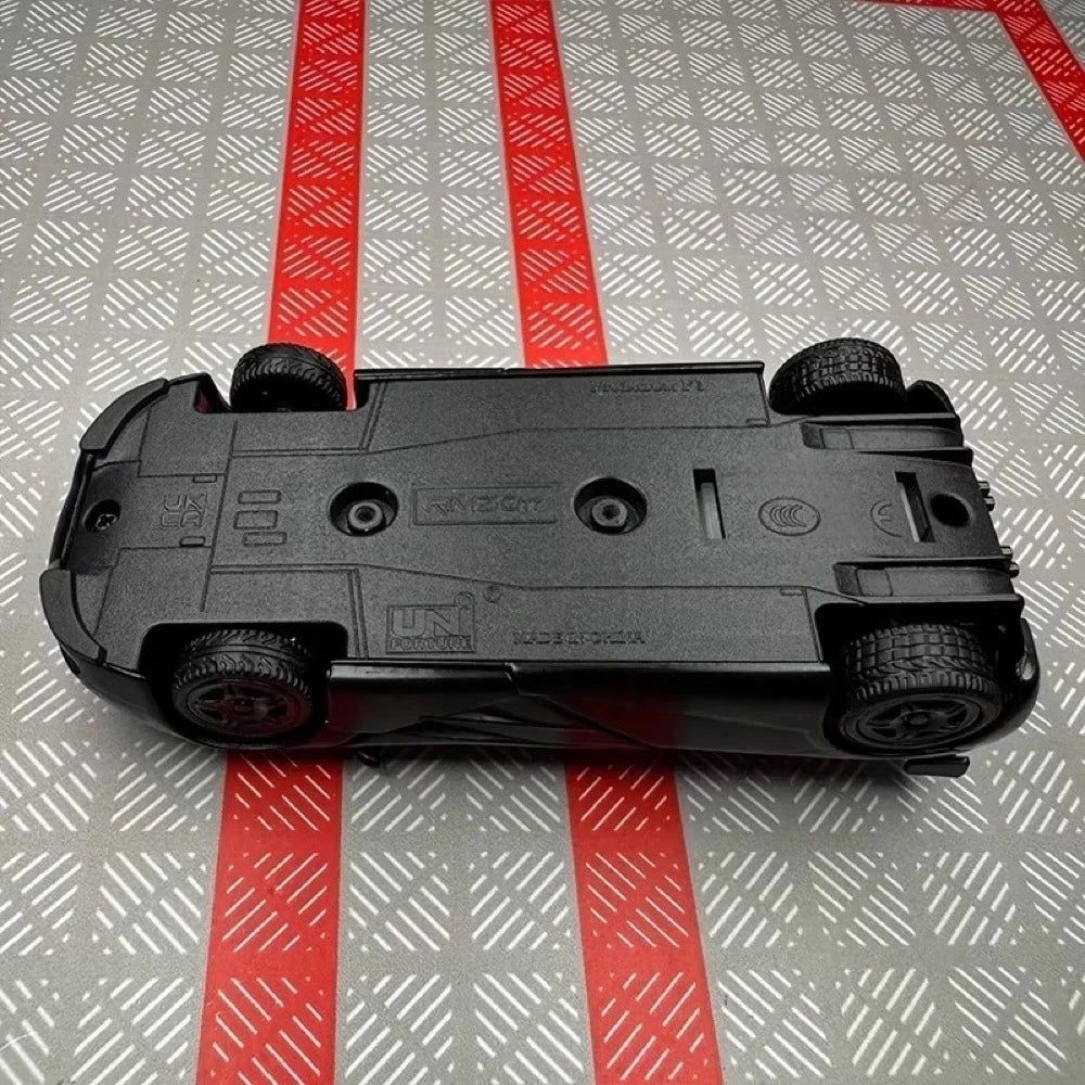 [TOY] 1:36 McLaren 1995 F1 XP5 noir voiture miniature Die-Cast
