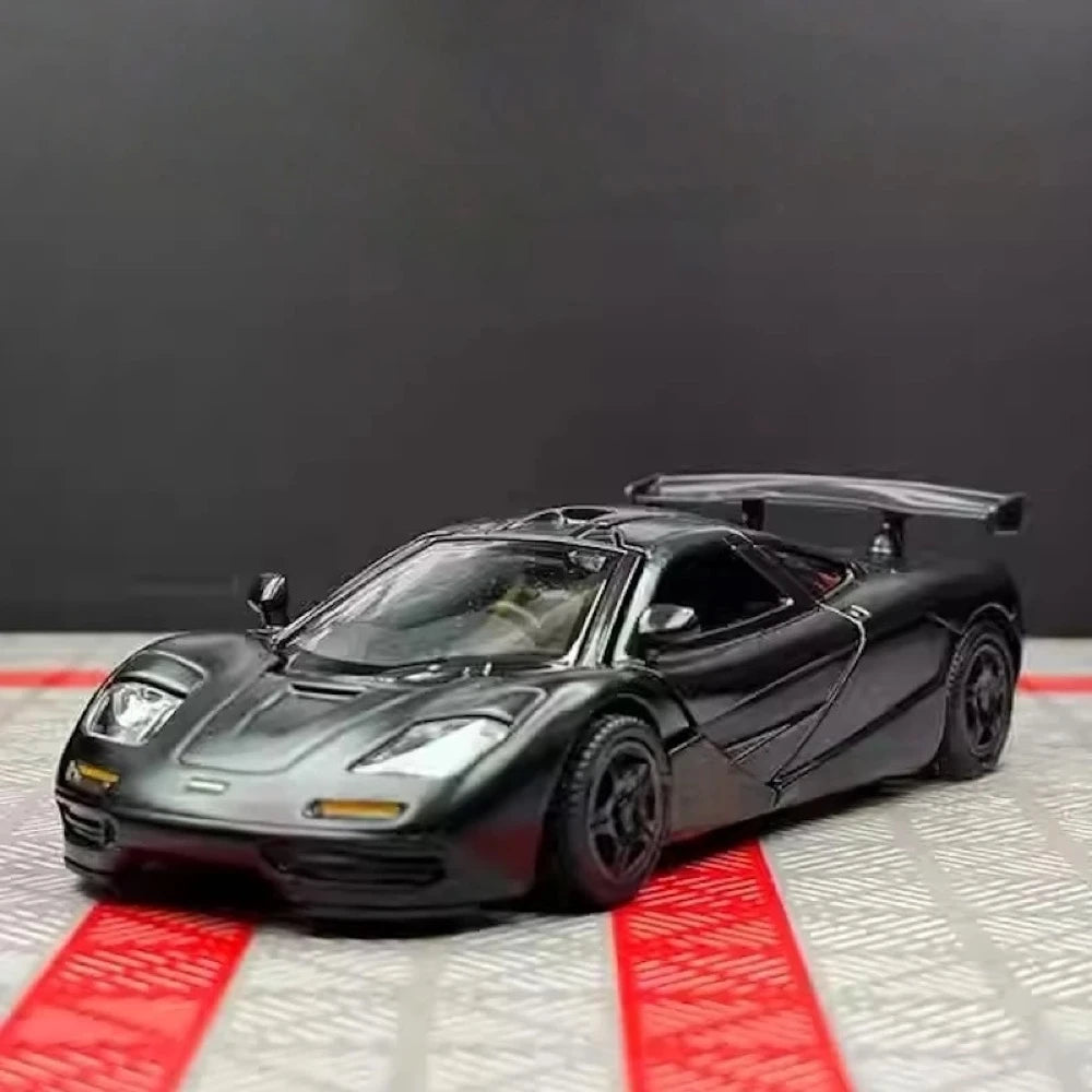[TOY] 1:36 McLaren 1995 F1 XP5 noir voiture miniature Die-Cast