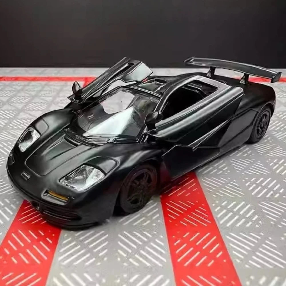 [TOY] 1:36 McLaren 1995 F1 XP5 noir voiture miniature Die-Cast