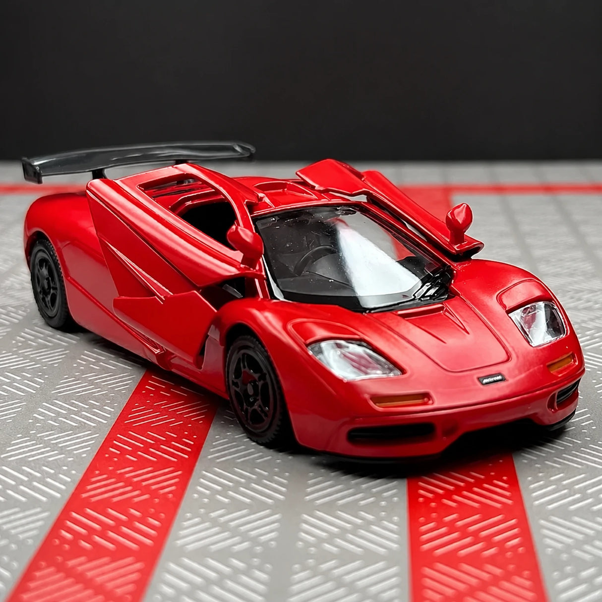 McLaren 1995 F1 XP5 레드 1:36 – 다이캐스트 디스플레이 모델 다이캐스트