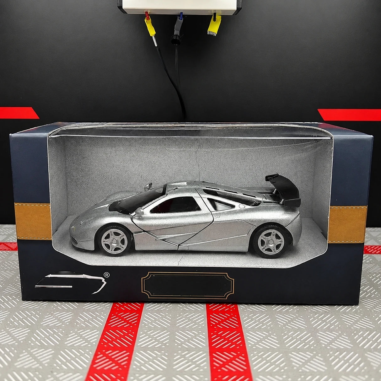 McLaren 1995 F1 XP5 실버 1:36 – 다이캐스트 디스플레이 모델 다이캐스트