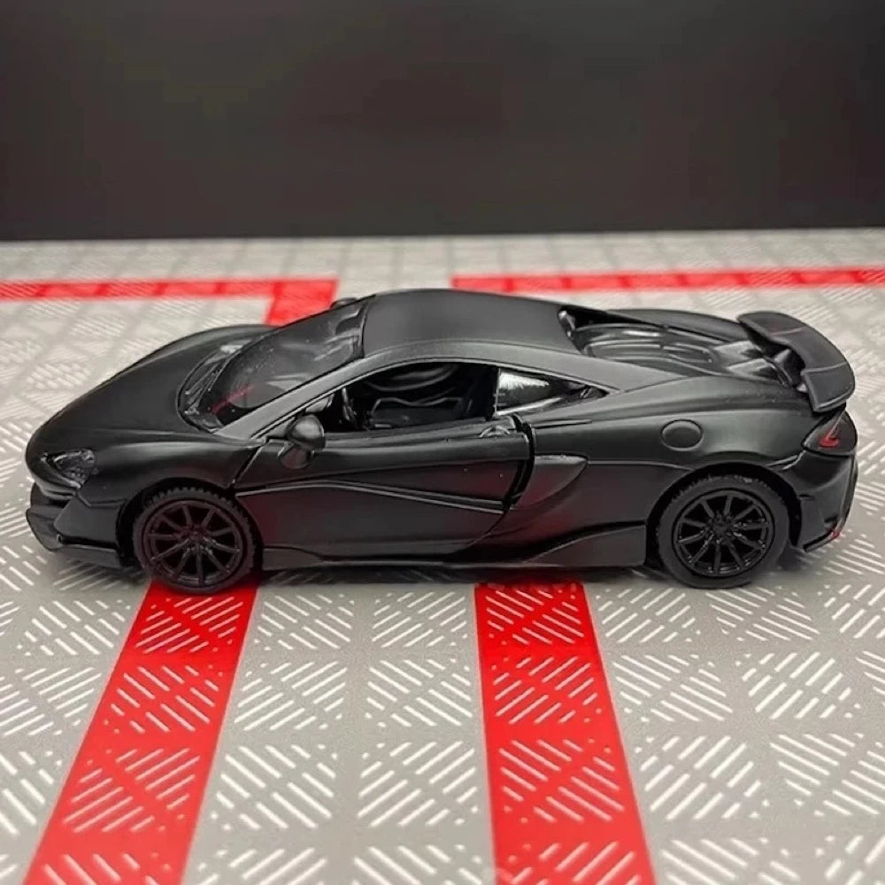 [TOY] 1:36 McLaren 2015 600LT Black Model Car Die-Cast