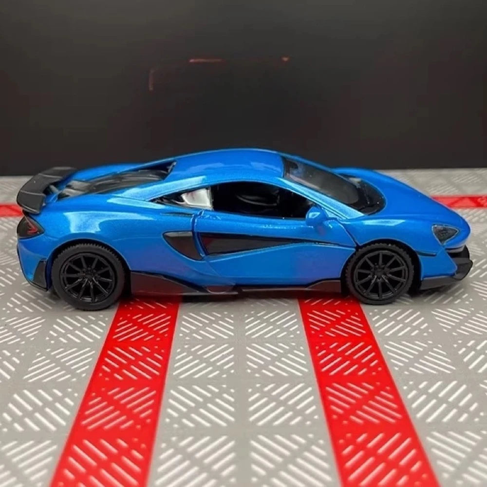 [TOY] 1:36 McLaren 2015 600LT blu modellino di auto Die-Cast
