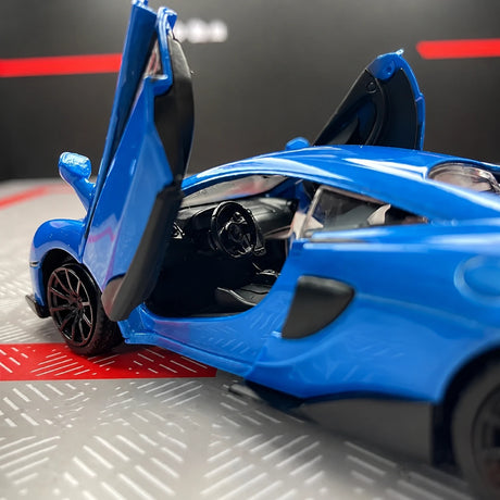[TOY] 1:36 McLaren 2015 600LT blu modellino di auto Die-Cast
