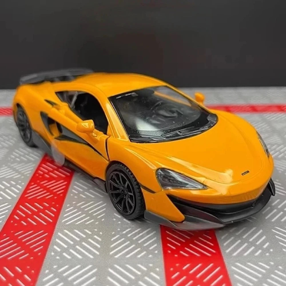 [TOY] 1:36 McLaren 2015 600LT Orange Model Car Die-Cast