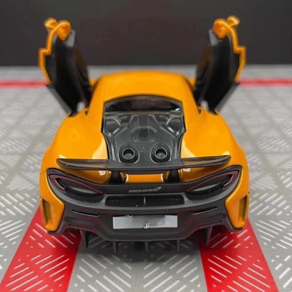 [TOY] 1:36 McLaren 2015 600LT Orange Model Car Die-Cast