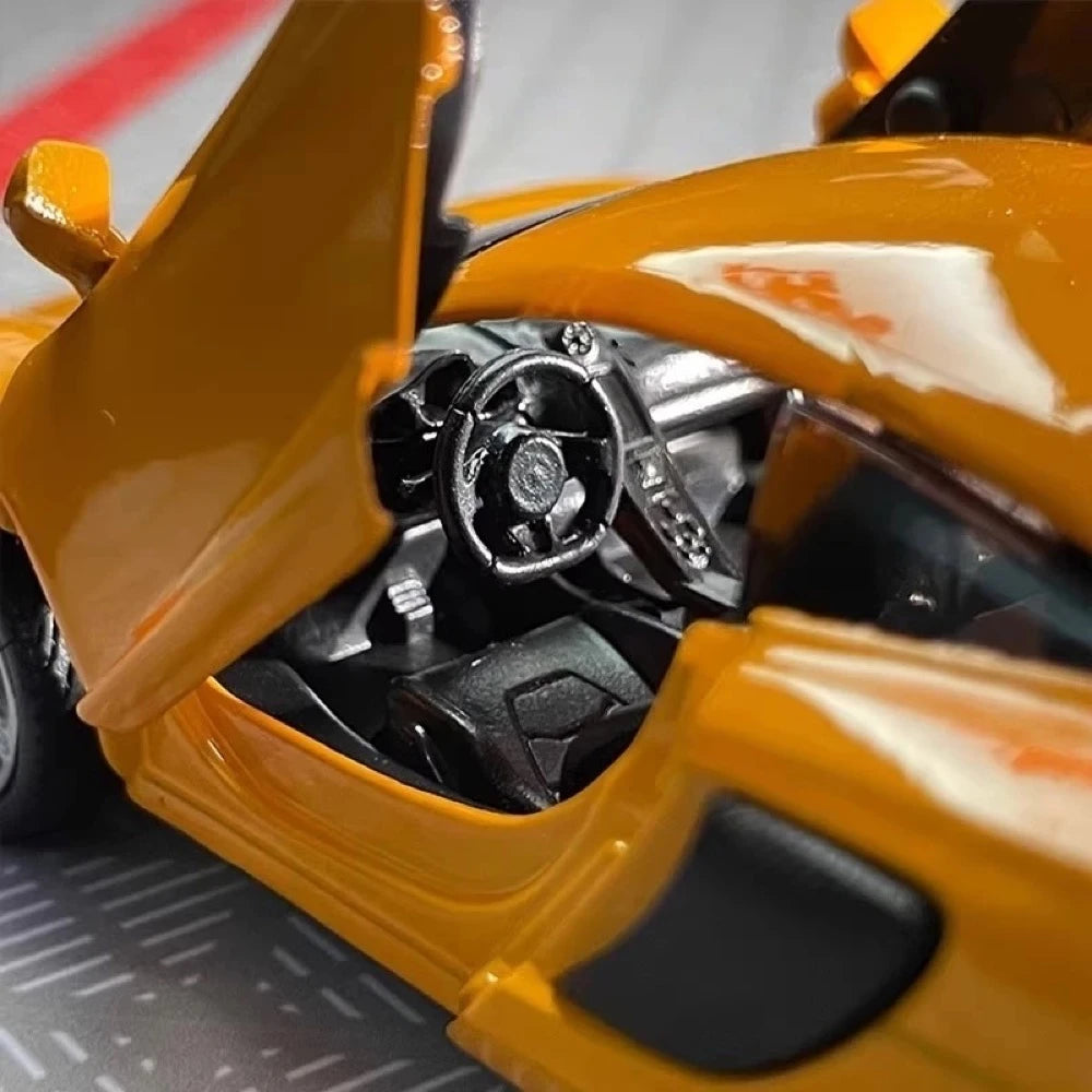 [TOY] 1:36 McLaren 2016 650S Yellow Model Car Die-Cast