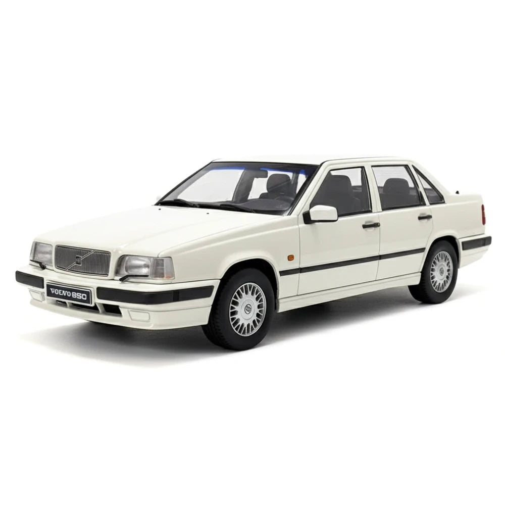 [Triple9] 1:18 Volvo 1993 850 GLE White Model Car Die-Cast