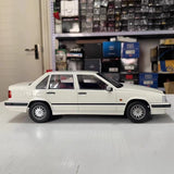 [Triple9] 1:18 Volvo 1993 850 GLE White Model Car Die-Cast