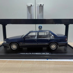 [Triple9] 1:18 Volvo 1996 960 ブルー モデルカー Die-Cast