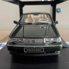 [Triple9] 1:18 Volvo 1996 960 Green Model Car Die-Cast