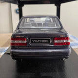 [Triple9] 1:18 Volvo 1996 960 paars modelauto Die-Cast