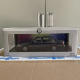[Triple9] 1:18 Volvo 1996 960 paars modelauto Die-Cast
