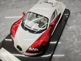 [Ultra Unique] 1:18 Bugatti 2005 Veyron White & Red Model Car Resin