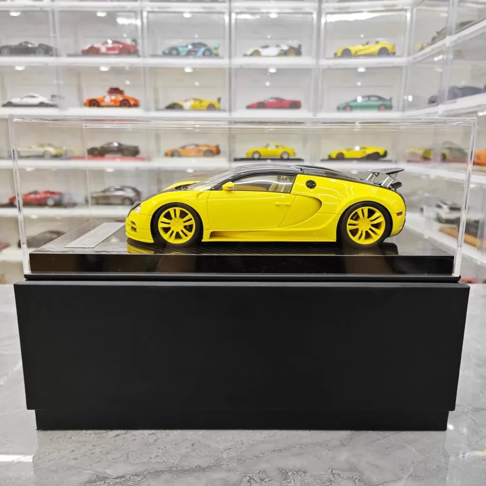 [Ultra Unique] 1:18 Bugatti 2005 Veyron Yellow Model Car Resin