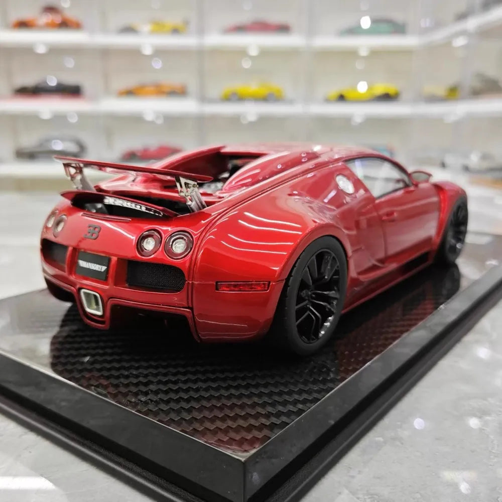[Ultra Unique] 1:18 Bugatti 2005 Veyron Red Model Car Resin