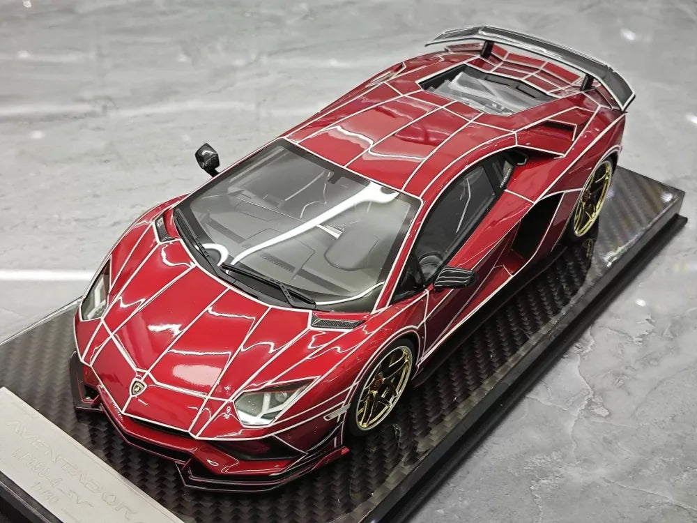 [Ultra Unique] 1:18 Lamborghini 2015 Aventador LP750-4 SV Red Model Car Resin