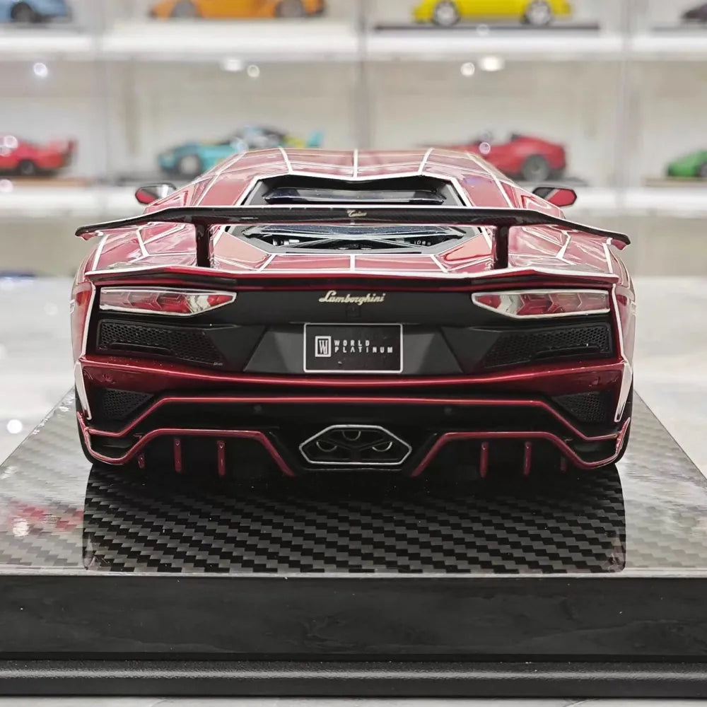 [Ultra Unique] 1:18 Lamborghini 2015 Aventador LP750-4 SV punainen pienoismalli Hartsi