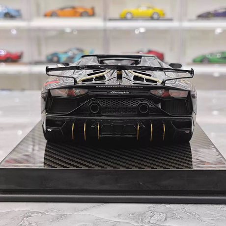 Ultra Unique Lamborghini 2019 Aventador SVJ zwart 1:18 – Collectible resin Model resin