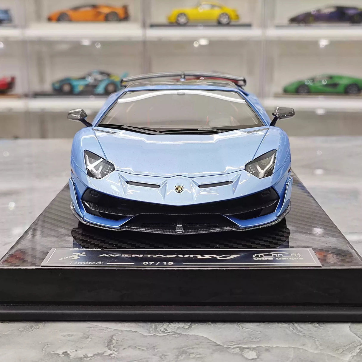 Ultra Unique Lamborghini 2019 Aventador SVJ Blue 1:18 – Verzamelbare Resin Modelresin
