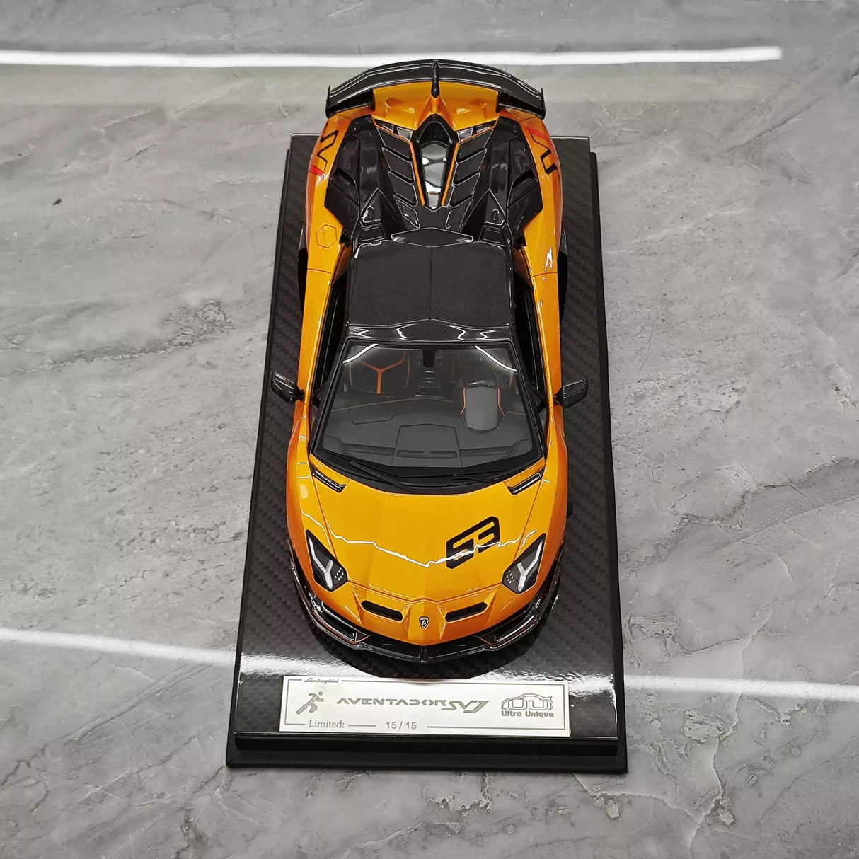 Ultra Unique Lamborghini 2019 Aventador SVJ oranje 1:18 – Collectible resin Model resin