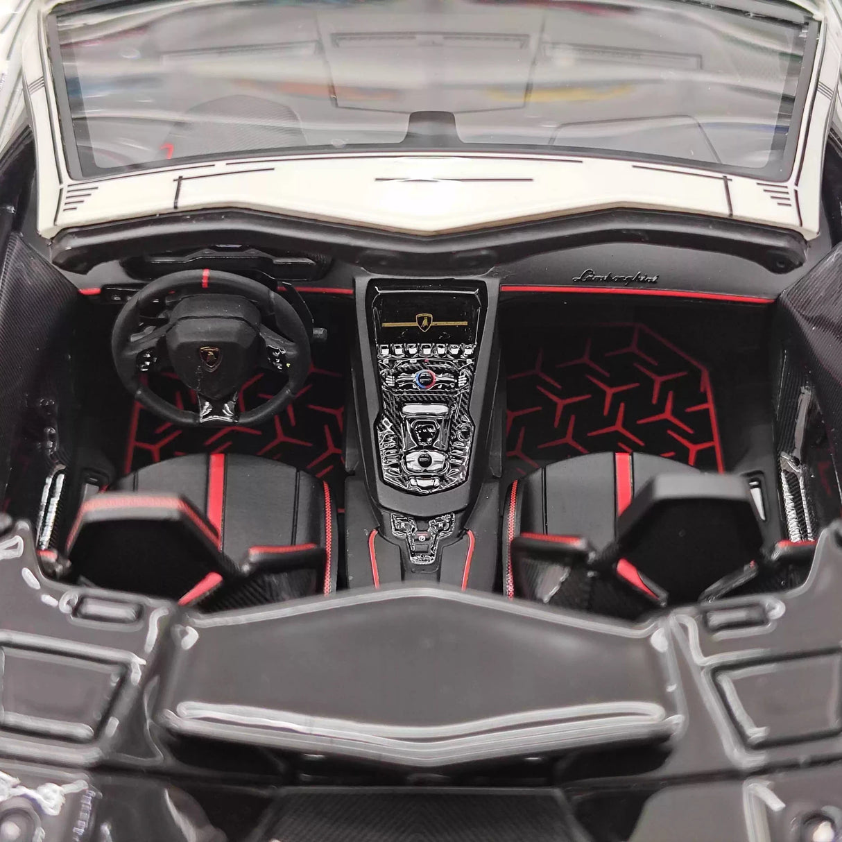 Ultra Unique Lamborghini 2019 Aventador SVJ Sketch 1:18 – Collectible resin Model resin