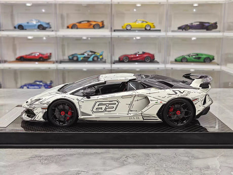 Ultra Unique Lamborghini 2019 Aventador SVJ Sketch 1:18 – Collectible resin Model resin