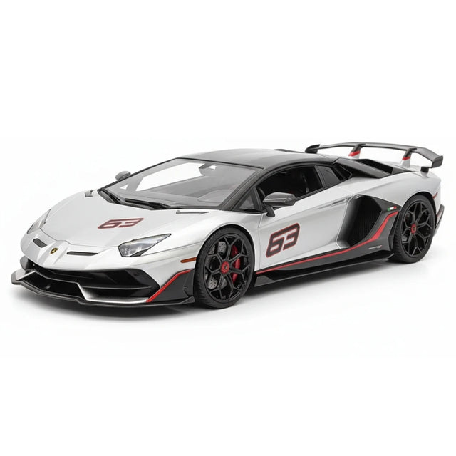 [Ultra Unique] 1:18 Lamborghini 2019 Aventador SVJ Coupe argento modellino di auto resina