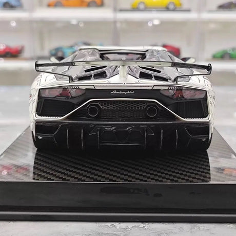 [Ultra Unique] 1:18 Lamborghini 2019 Aventador SVJ Coupe Sketch Model Car Resin