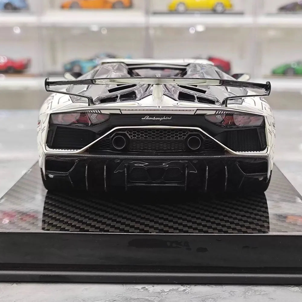 [Ultra Unique] 1:18 Lamborghini 2019 Aventador SVJ Coupe Sketch pienoismalli Hartsi