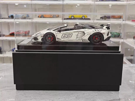 [Ultra Unique] 1:18 Lamborghini 2019 Aventador SVJ Coupe Sketch Model Car Resin