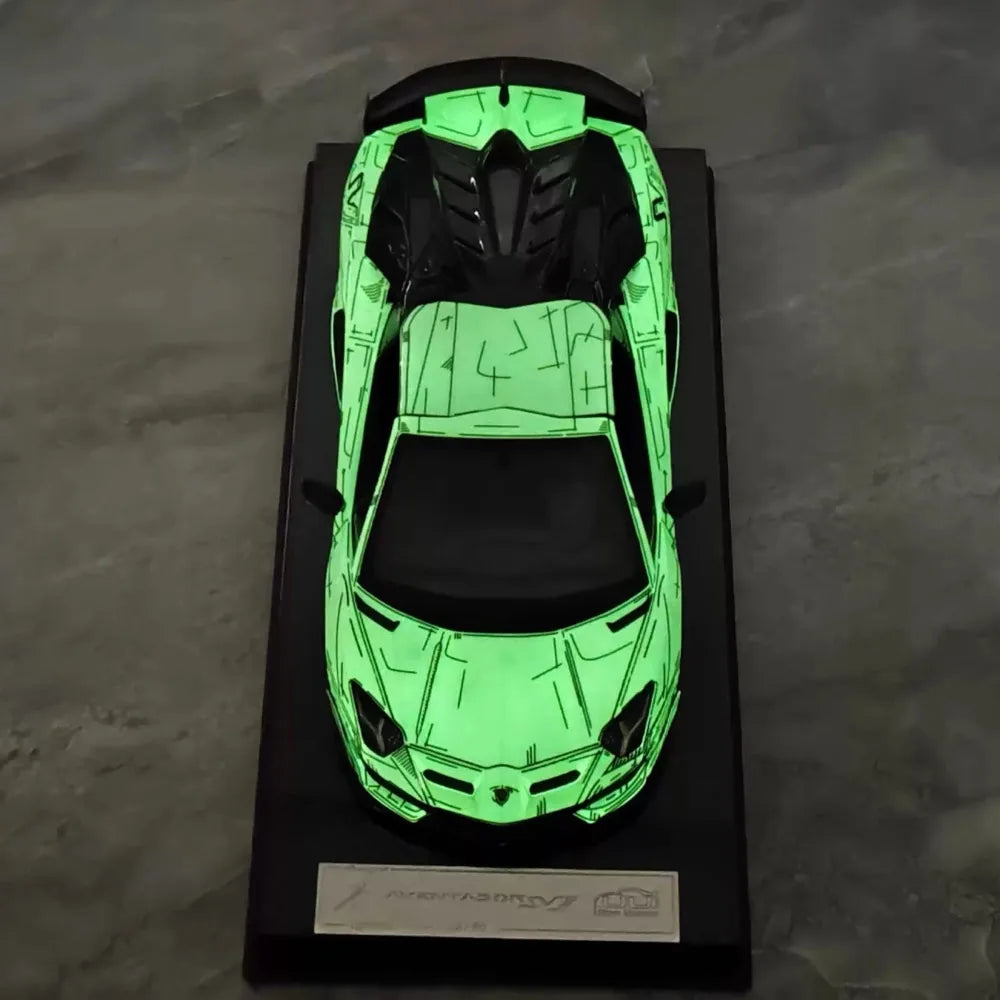 [Ultra Unique] 1:18 Lamborghini 2019 Aventador SVJ Coupe Sketch Model Car Resin
