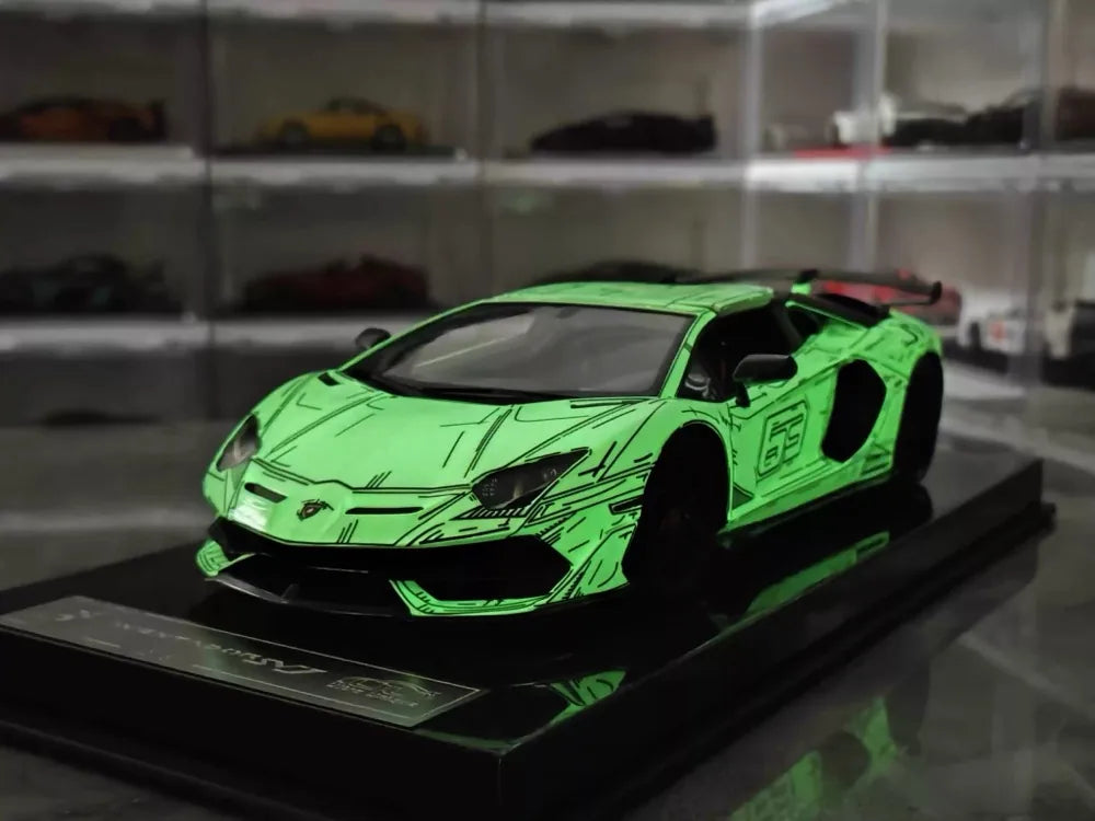 [Ultra Unique] 1:18 Lamborghini 2019 Aventador SVJ Coupe Sketch pienoismalli Hartsi