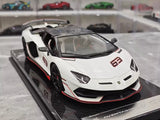 [Ultra Unique] 1:18 Lamborghini 2019 Aventador SVJ Coupe vit modellbil harts