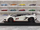 [Ultra Unique] 1:18 Lamborghini 2019 Aventador SVJ Coupe vit modellbil harts
