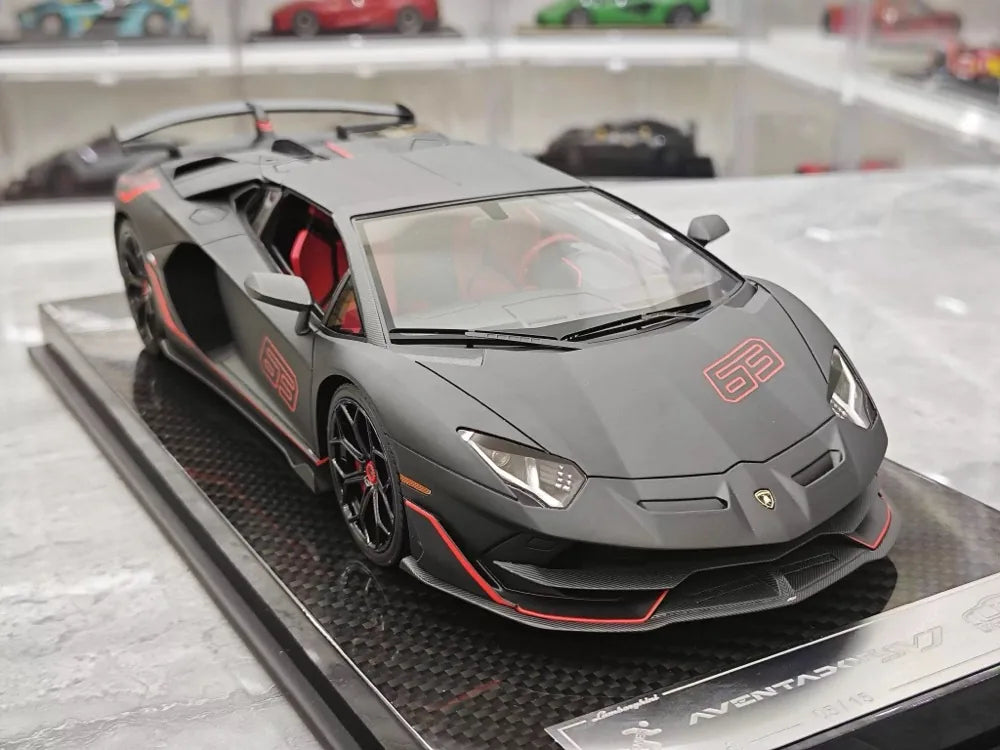 [Ultra Unique] 1:18 Lamborghini 2019 Aventador SVJ Roadster Black Model Car Resin