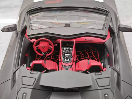[Ultra Unique] 1:18 Lamborghini 2019 Aventador SVJ Roadster Black Model Car Resin