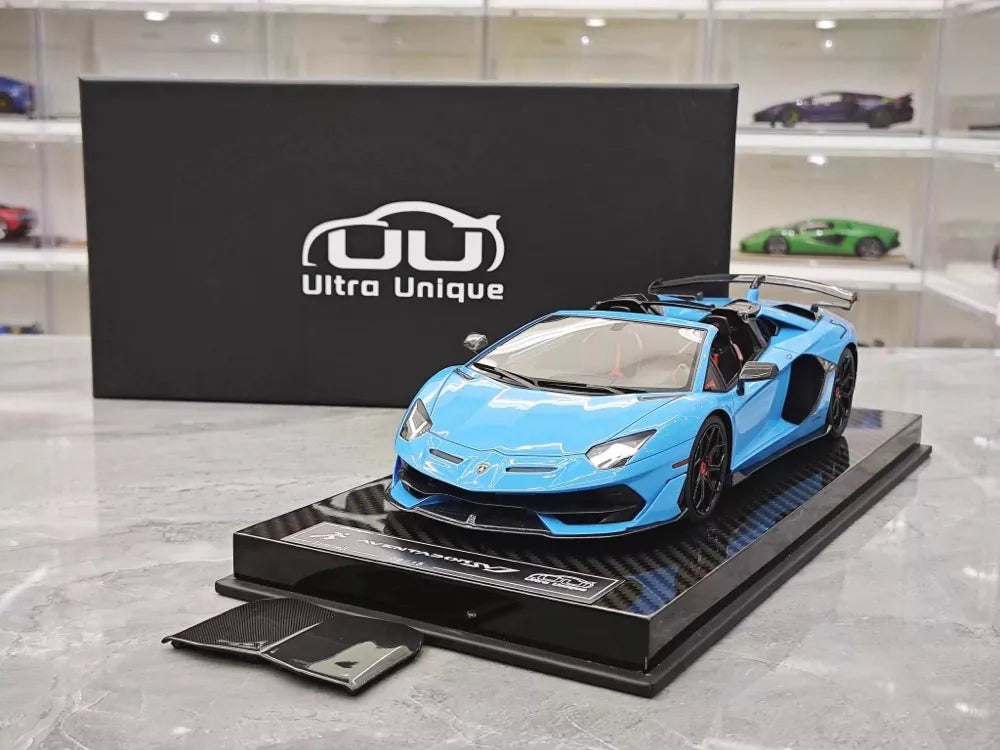 [Ultra Unique] 1:18 Lamborghini 2019 Aventador SVJ Roadster Blue Model Car Resin