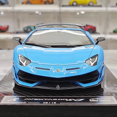 [Ultra Unique] 1:18 Lamborghini 2019 Aventador SVJ Roadster Blue Model Car Resin