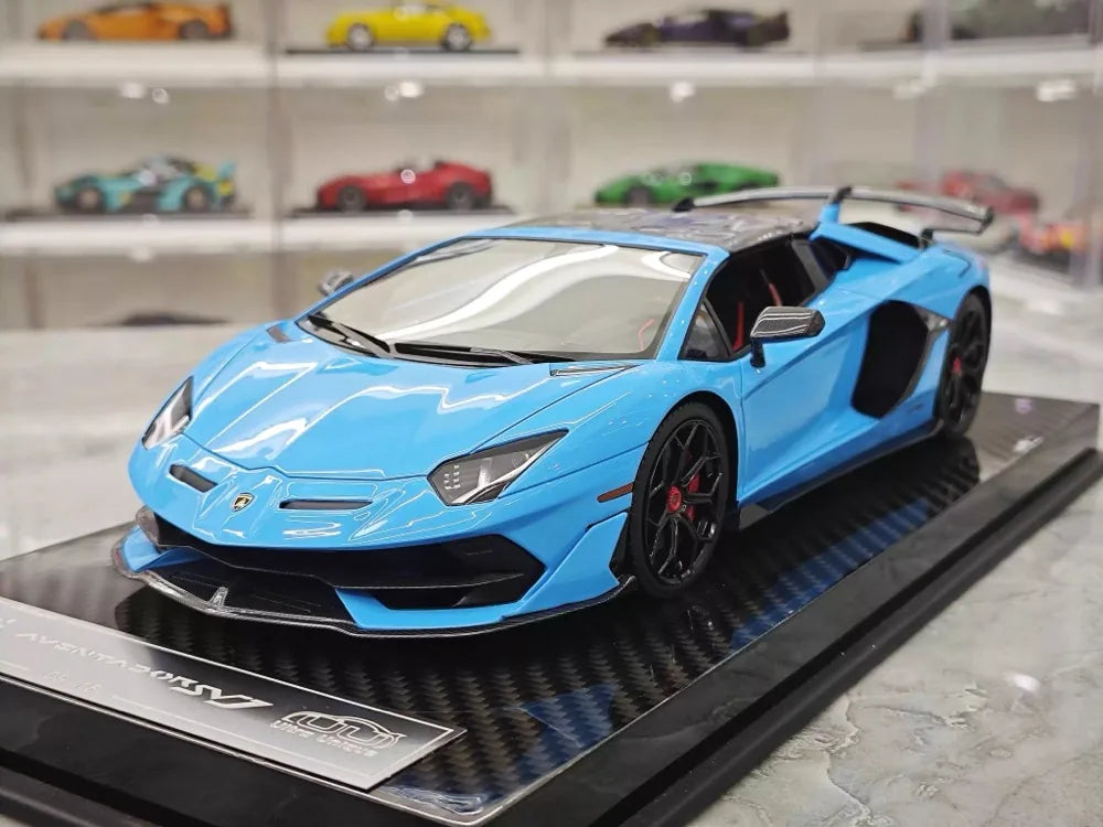[Ultra Unique] 1:18 Lamborghini 2019 Aventador SVJ Roadster Blue Model Car Resin
