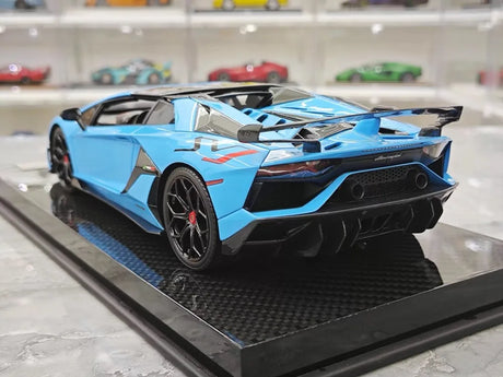 [Ultra Unique] 1:18 Lamborghini 2019 Aventador SVJ Roadster Blue Model Car Resin