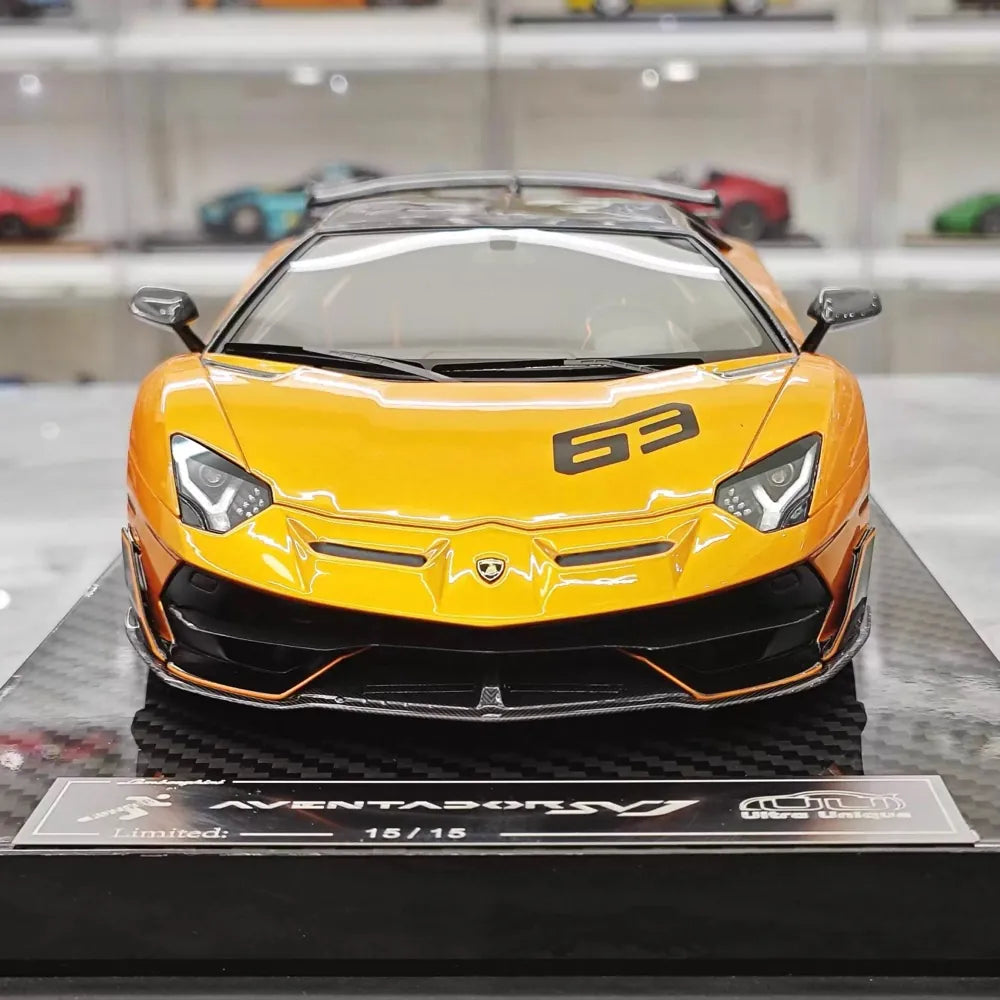 [Ultra Unique] 1:18 Lamborghini 2019 Aventador SVJ Roadster Orange Model Car Resin