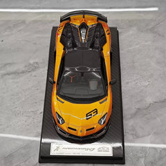 [Ultra Unique] 1:18 Lamborghini 2019 Aventador SVJ Roadster Orange Model Car Resin