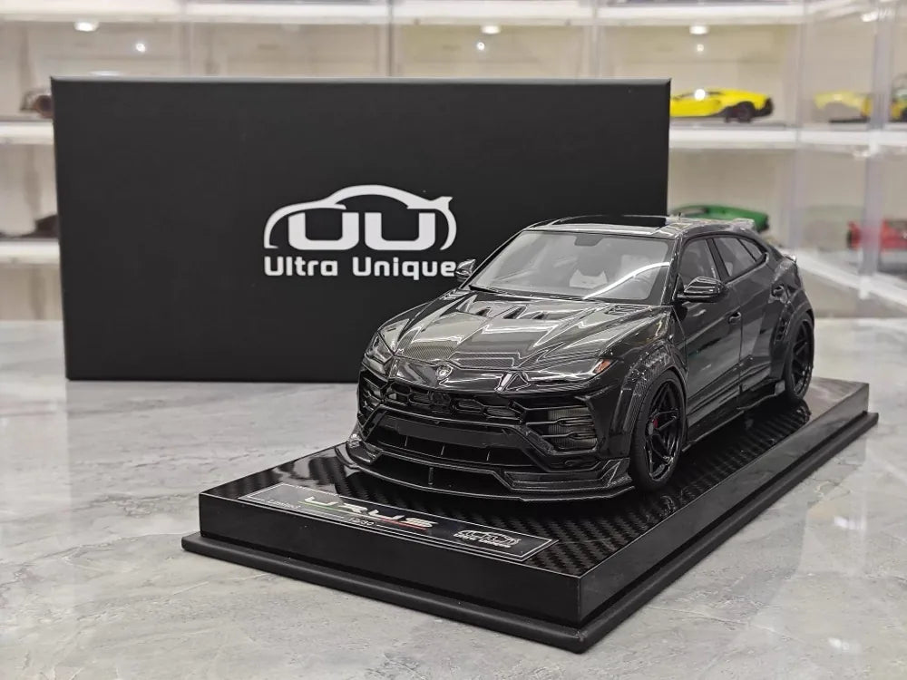 [Ultra Unique] 1:18 Lamborghini 2019 Urus Widebody zwart modelauto Hars